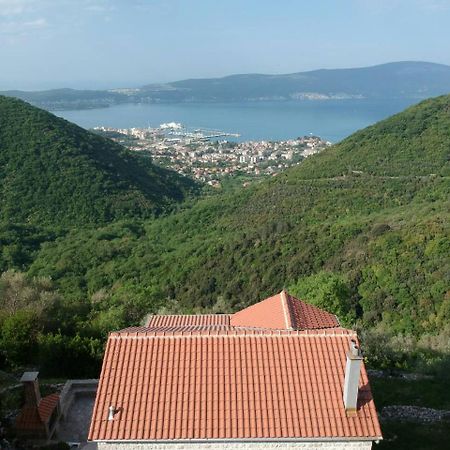 Casa Di Lukovic II Vila Tivat Exterior foto