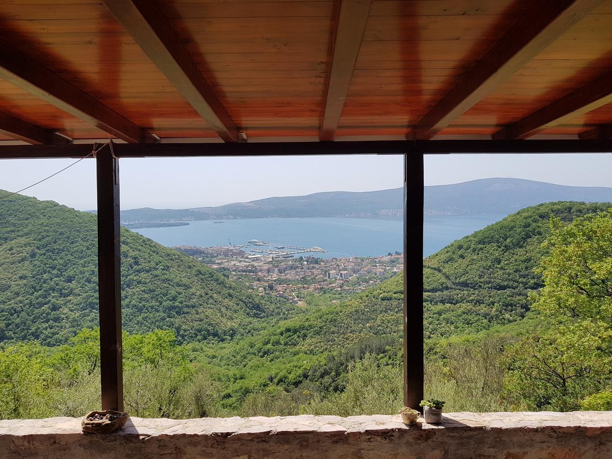 Casa Di Lukovic II Vila Tivat Exterior foto