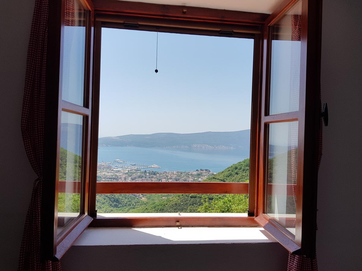 Casa Di Lukovic II Vila Tivat Exterior foto