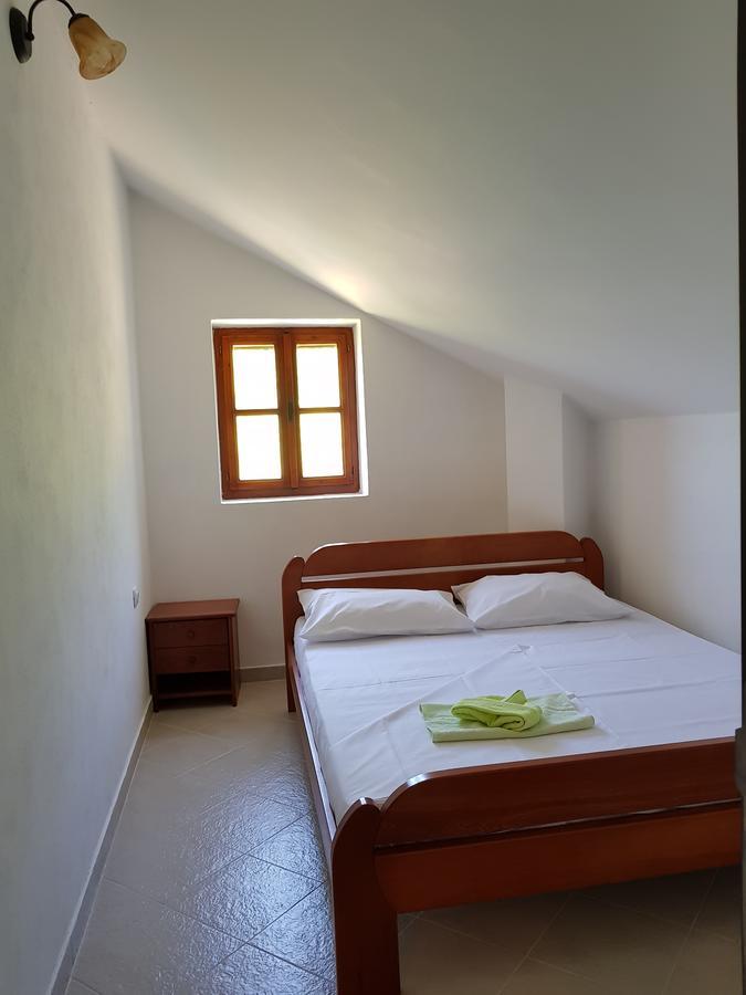 Casa Di Lukovic II Vila Tivat Exterior foto