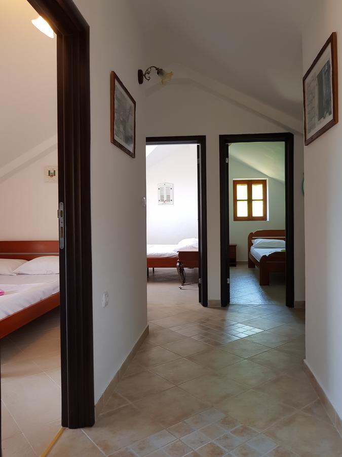 Casa Di Lukovic II Vila Tivat Exterior foto