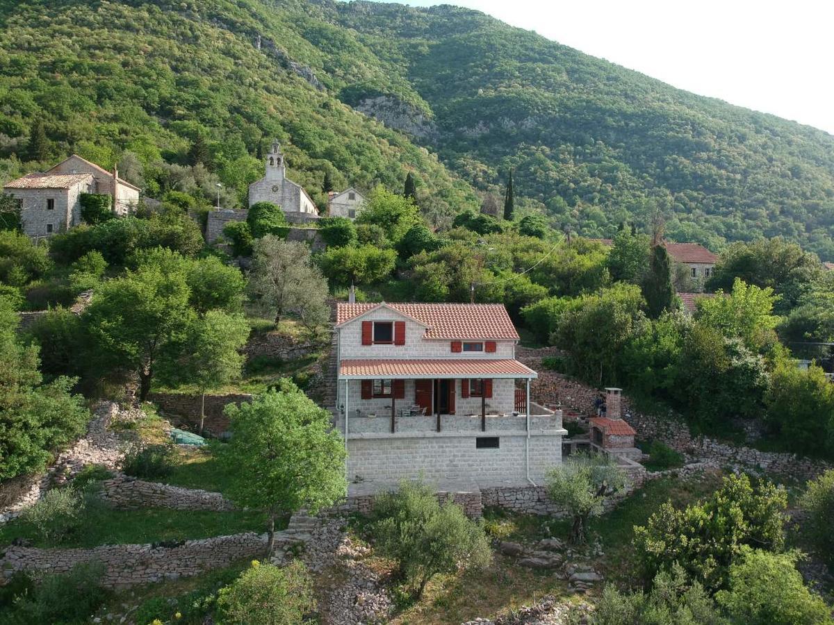 Casa Di Lukovic II Vila Tivat Exterior foto